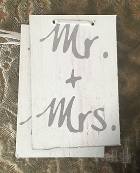 Holzschild weiß/grau Mr & Mrs